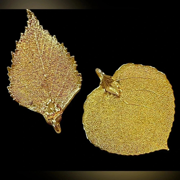 24kt Gold-Dipped Natural Leaf Pendants & 18kt Gold-Plated Chain - Picture 6 of 11